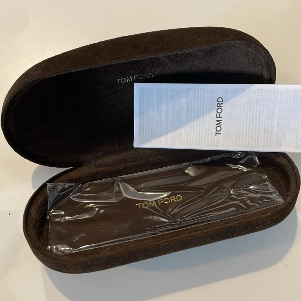 New‎ Authentic Tom Ford  case